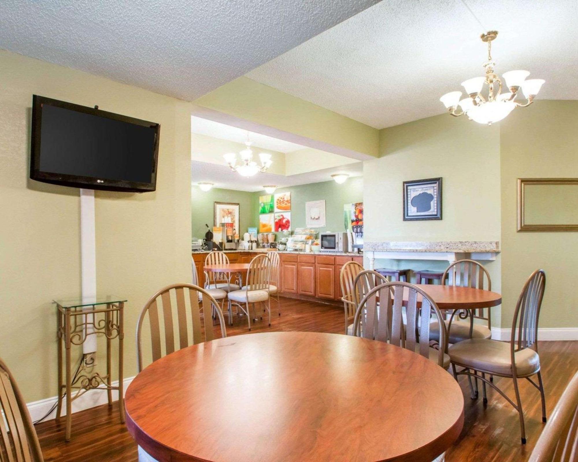 Quality Inn & Suites Ridgeland Buitenkant foto