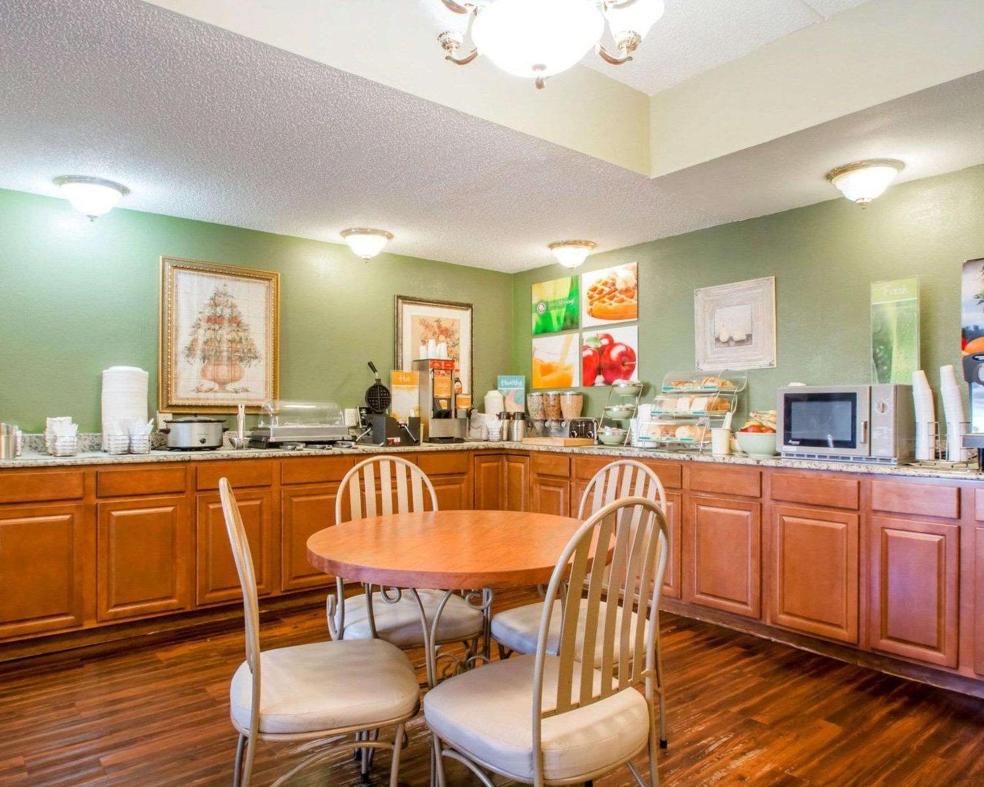 Quality Inn & Suites Ridgeland Buitenkant foto